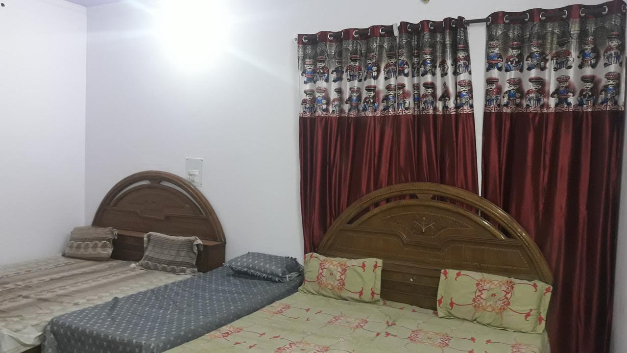 Oyo Rajdhani Guest House Faridabad Exterior photo
